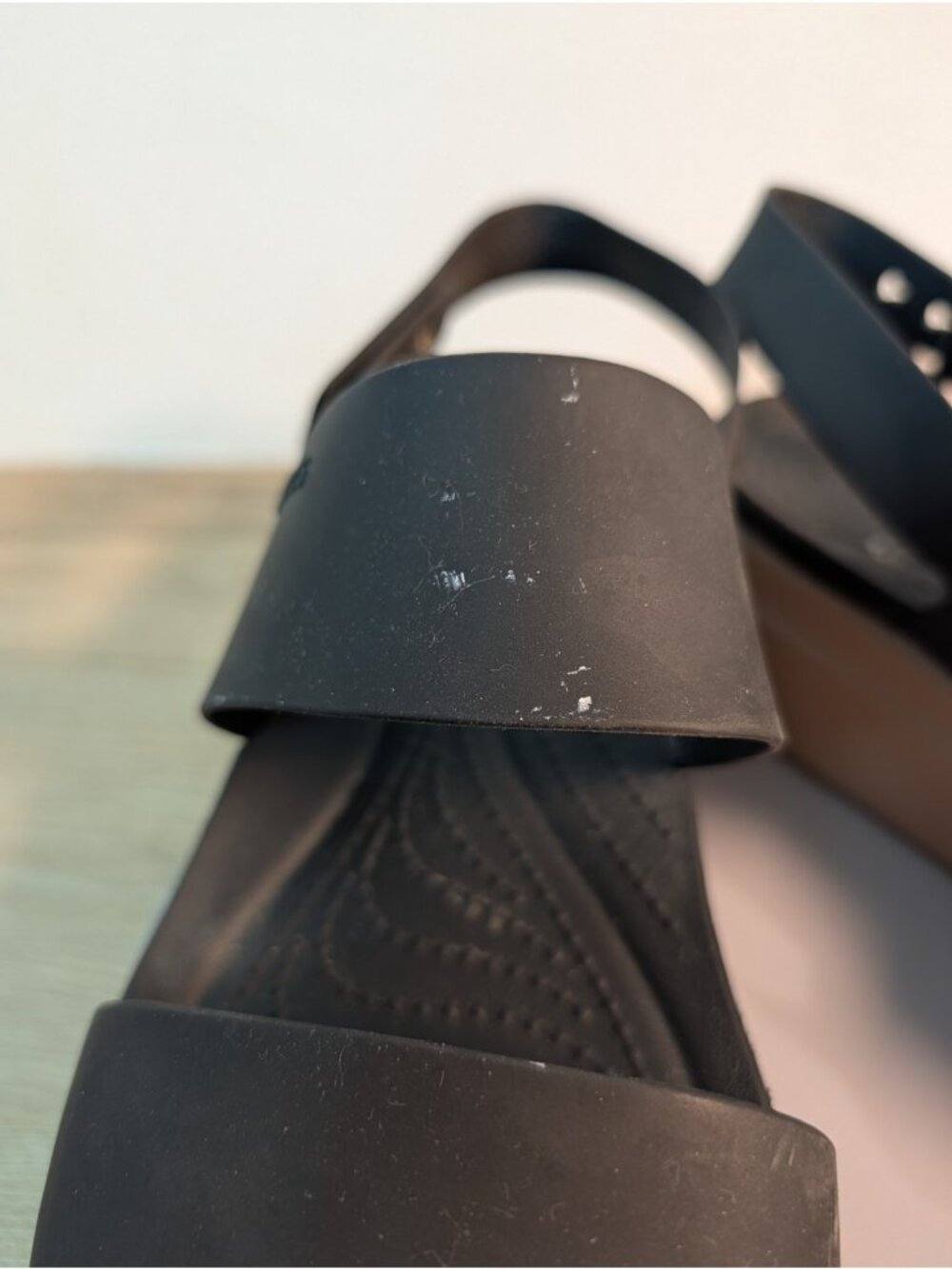 Crocs Sandals Women's 10 Black Brooklyn Low Wedge Comfort Summer - Picture 4 of 11